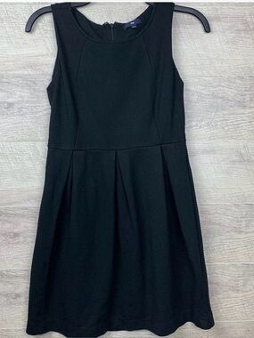 GAP Black Sleeveless Midi Dress